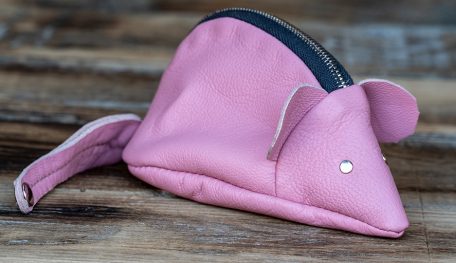 Mouse purse